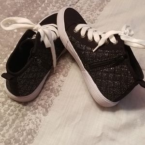 Cat & Jack Shoes Size 1